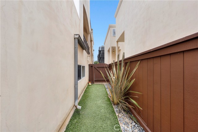 807 Crest Drive, Manhattan Beach CA: https://media.crmls.org/medias/7914dcc5-0252-4432-96c2-18e54f77aadc.jpg