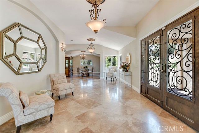 Detail Gallery Image 9 of 62 For 770 S Tonopah Ct, San Dimas,  CA 91773 - 5 Beds | 5 Baths