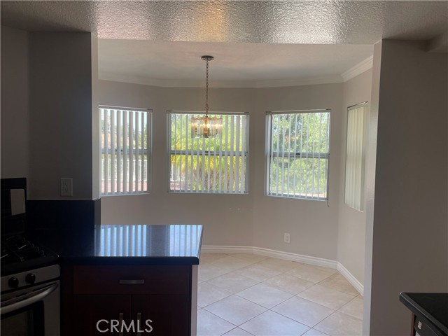 Detail Gallery Image 8 of 27 For 5419 E Estate Ridge Rd, Anaheim Hills,  CA 92807 - 3 Beds | 2/1 Baths