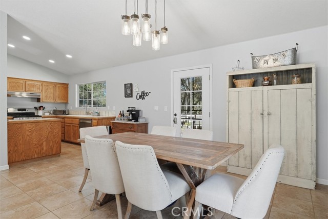 Detail Gallery Image 13 of 38 For 31562 Sioux, Coarsegold,  CA 93614 - 3 Beds | 2 Baths