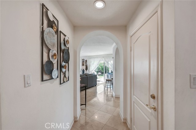 19654 Pine Valley Way, Porter Ranch CA: https://media.crmls.org/medias/791677bc-ec37-44d7-b156-8830f71850ef.jpg