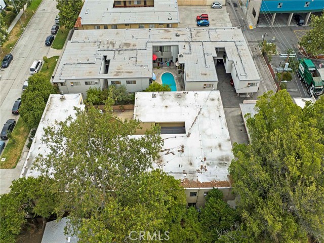 7049 Vassar Avenue, Canoga Park CA: https://media.crmls.org/medias/7916b323-8ca2-44ef-836b-de16f6a31bc4.jpg