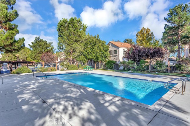 Detail Gallery Image 34 of 43 For 2554 Olive Dr #190,  Palmdale,  CA 93550 - 2 Beds | 2 Baths