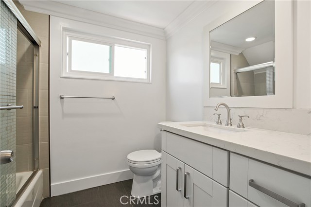 Detail Gallery Image 16 of 27 For 14822 Foxcroft Rd, Tustin,  CA 92780 - 3 Beds | 2/1 Baths