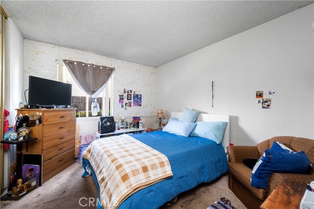 4421 N Sunflower Avenue, Covina CA: https://media.crmls.org/medias/7917892d-50bc-4946-90ee-d6c262ae1a50.jpg