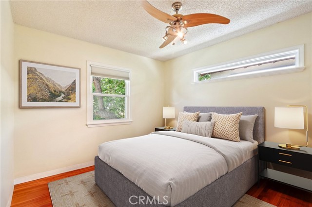 Detail Gallery Image 14 of 39 For 10337 Pinyon Ave, Tujunga,  CA 91042 - 3 Beds | 1 Baths