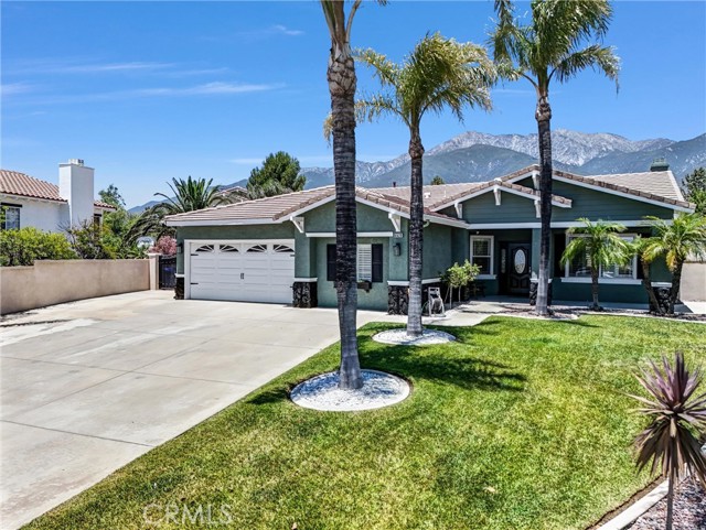 5520 Meadowbrook Court, Rancho Cucamonga CA: https://media.crmls.org/medias/791887d0-bb49-464d-af67-dca3da67d9d6.jpg