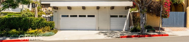 300 19TH Street, Manhattan Beach CA: https://media.crmls.org/medias/79192120-ad10-47e1-a986-989dde0d46ab.jpg