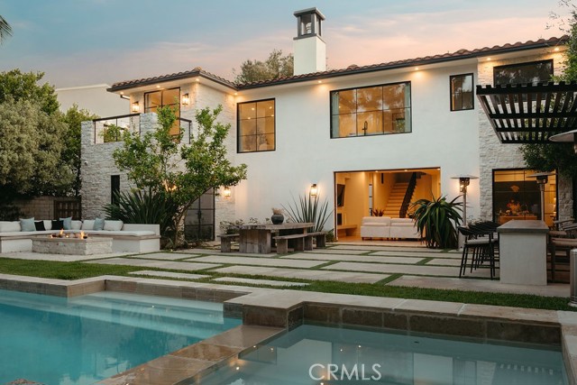 10 Seabluff, Newport Beach CA: https://media.crmls.org/medias/7919b3f9-5f69-4b83-9490-f91e25e8d881.jpg