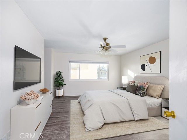 Detail Gallery Image 20 of 28 For 5411 Tyrone, Sherman Oaks,  CA 91401 - 3 Beds | 3 Baths