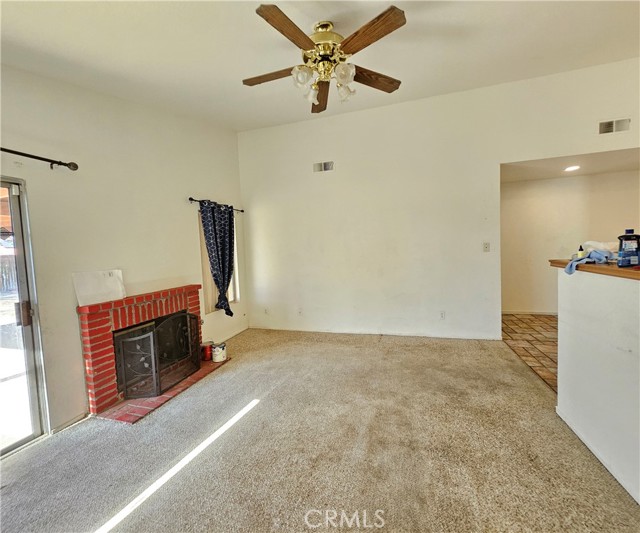 10966 Willow Lane, Adelanto CA: https://media.crmls.org/medias/791b1320-cb5c-4bb6-b57a-0ff063f474b6.jpg