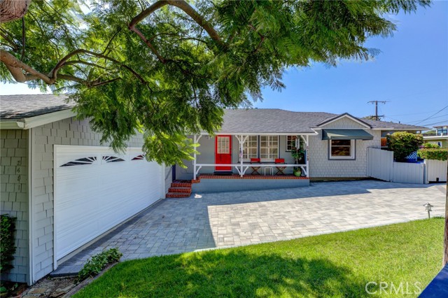 2491 Valley Drive, Hermosa Beach, California 90254, 3 Bedrooms Bedrooms, ,2 BathroomsBathrooms,Residential,Sold,Valley,PV23173972