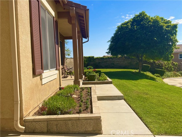 Detail Gallery Image 5 of 73 For 7123 Hidden Ct, Highland,  CA 92346 - 4 Beds | 3 Baths