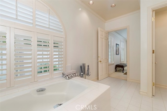 97 Ritz Cove Drive, Dana Point CA: https://media.crmls.org/medias/791d3e26-3f87-4fd1-b1ce-97383fd3d01b.jpg