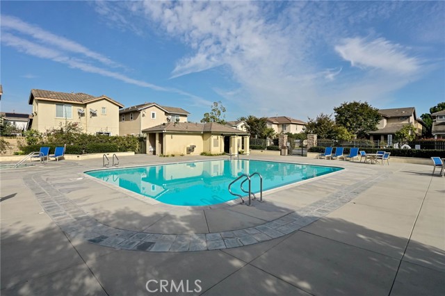 Detail Gallery Image 37 of 45 For 22909 Serra Dr, Carson,  CA 90745 - 3 Beds | 3 Baths