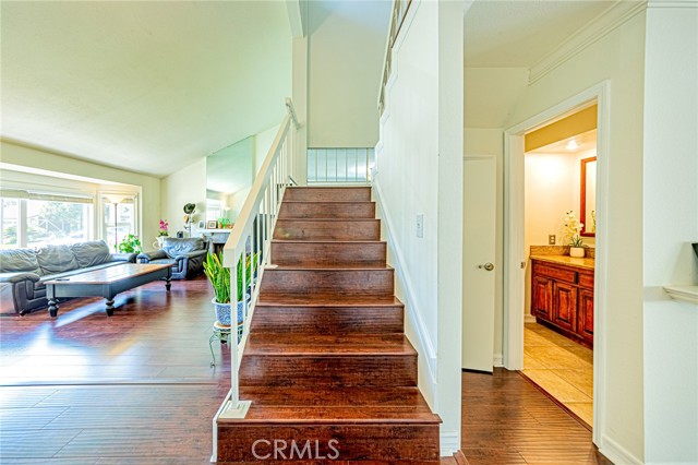 49 Stagecoach Drive, Phillips Ranch CA: https://media.crmls.org/medias/791dd5c2-785f-4e8e-89f5-fddebdaf1a1e.jpg