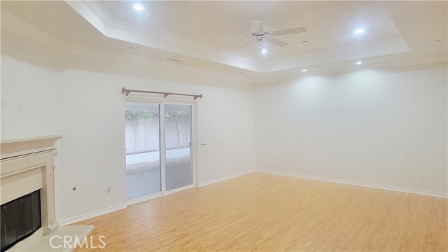 Detail Gallery Image 17 of 25 For 21346 Blackhawk St, Chatsworth,  CA 91311 - 5 Beds | 4 Baths