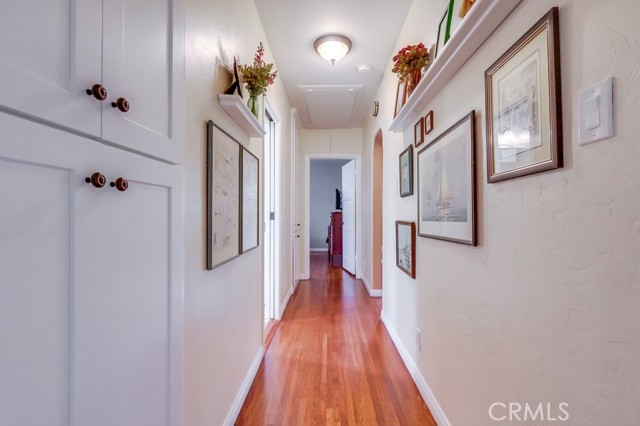 3952 Gaviota Avenue, Long Beach CA: https://media.crmls.org/medias/7920189e-2167-4e04-8678-6a63ded1ae1c.jpg