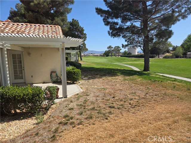 Detail Gallery Image 10 of 13 For 11394 Country Club Dr, Apple Valley,  CA 92308 - 2 Beds | 2 Baths