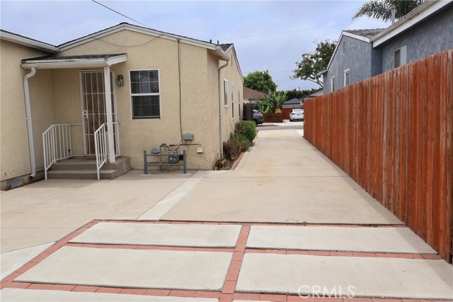 5011 W 134th Place, Hawthorne CA: https://media.crmls.org/medias/792383d5-776f-40b4-bfbb-409179a4134b.jpg