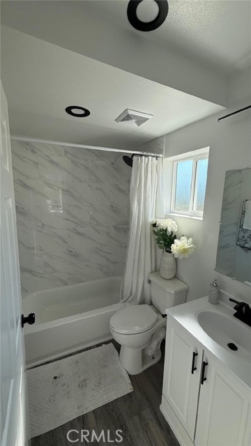 Detail Gallery Image 7 of 11 For 9412 Wilmington Ave, Los Angeles,  CA 90002 - 4 Beds | 3 Baths