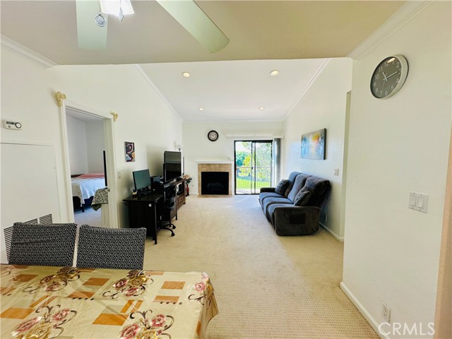 Detail Gallery Image 8 of 61 For 25601 Indian Hill Ln #H,  Laguna Hills,  CA 92653 - 2 Beds | 2 Baths