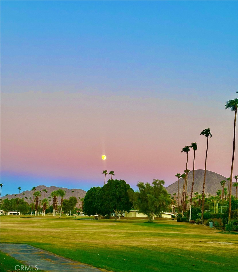 https://media.crmls.org/medias/79241449-5017-4571-a3c2-ac1421f3de60.jpg?preset=X-Large