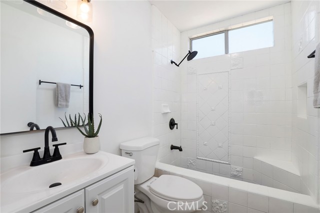 7729 Sedan Avenue, West Hills CA: https://media.crmls.org/medias/7924186e-5cb0-436a-aa19-8c7c053729b1.jpg