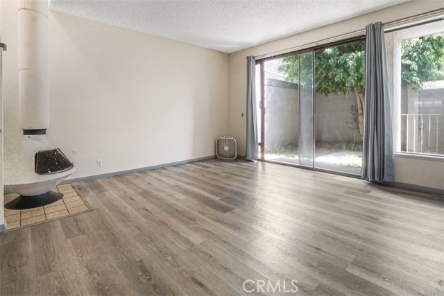 2220 E Chapman Avenue, Fullerton CA: https://media.crmls.org/medias/79241cad-2f48-4056-949a-20d74f5b5095.jpg