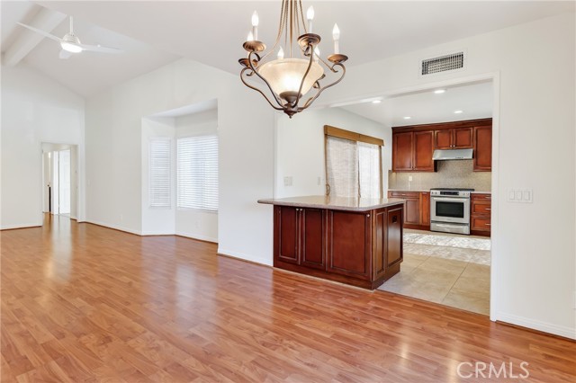 Detail Gallery Image 6 of 27 For 31 Orangegrove, Irvine,  CA 92604 - 3 Beds | 2 Baths