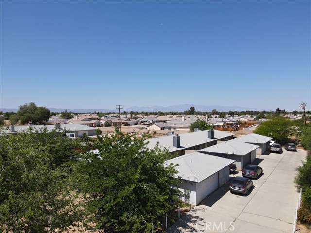 Detail Gallery Image 2 of 4 For 13428 Mohawk Rd, Apple Valley,  CA 92308 - – Beds | – Baths