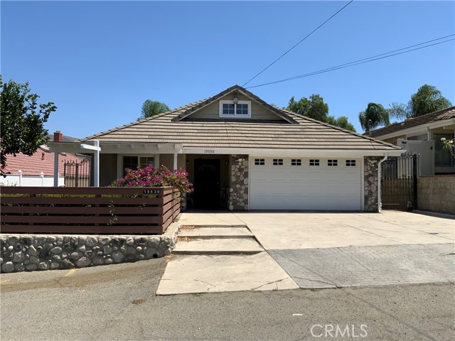 Detail Gallery Image 4 of 34 For 19530 Arcadia St, Corona,  CA 92881 - 3 Beds | 2 Baths