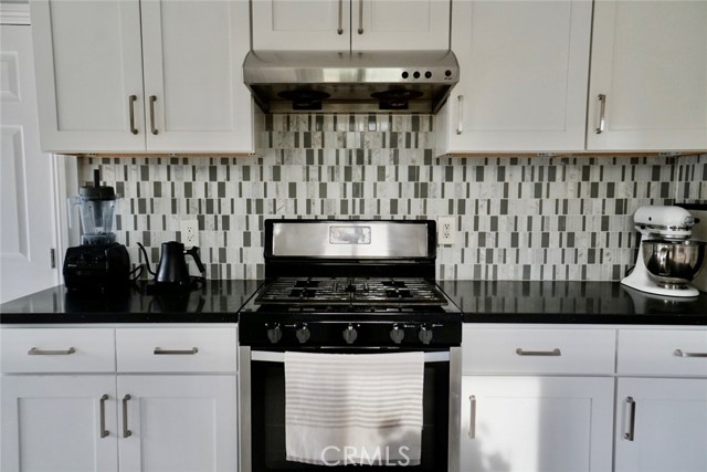 Detail Gallery Image 14 of 31 For 1131 E Larkwood, West Covina,  CA 91790 - 3 Beds | 2 Baths