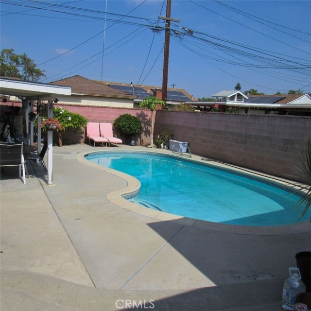 Image 22 of 25 For 2803 Frankel
