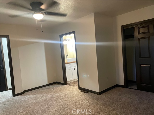 Detail Gallery Image 16 of 23 For 23878 Lakeview Dr, Crestline,  CA 92325 - 3 Beds | 2 Baths