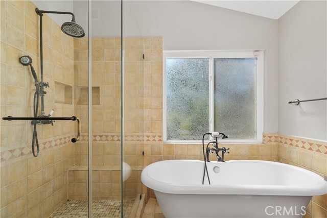 Detail Gallery Image 29 of 42 For 31665 via Cordoba, Temecula,  CA 92592 - 4 Beds | 3 Baths