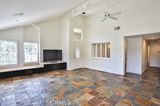 Detail Gallery Image 15 of 67 For 1921 Avenida Monte Vista, San Dimas,  CA 91773 - 3 Beds | 2 Baths
