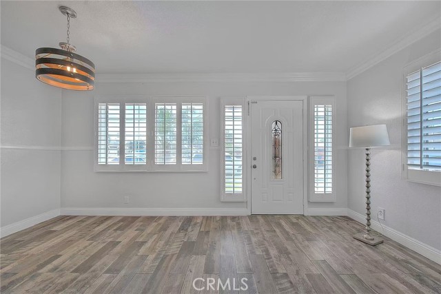 6442 Raymond Avenue, Long Beach CA: https://media.crmls.org/medias/7926e701-7d66-4e28-878b-ac5b595febcf.jpg