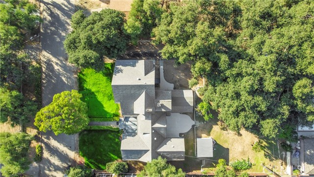 Detail Gallery Image 4 of 52 For 379 Buena Loma, Altadena,  CA 91001 - 7 Beds | 4 Baths