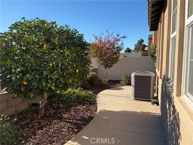 Detail Gallery Image 9 of 10 For 26145 Citron, Loma Linda,  CA 92354 - 3 Beds | 2 Baths