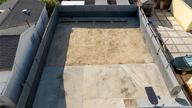 142 S Savannah Street, Los Angeles CA: https://media.crmls.org/medias/79271075-8a27-4266-b016-8af9303284d2.jpg