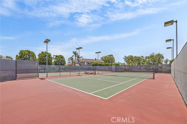 4 Ribera, Irvine CA: https://media.crmls.org/medias/79275ee7-bd8b-4927-9bbf-84a86c86dedd.jpg