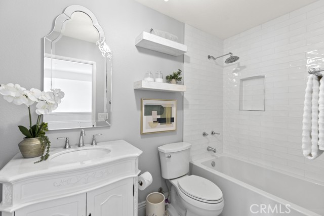 836 Via Alameda, San Dimas CA: https://media.crmls.org/medias/7927d429-f607-4eda-9001-7cb5f1e87e89.jpg