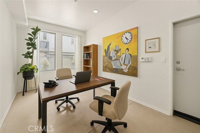 253 N Bush Street, Santa Ana CA: https://media.crmls.org/medias/79281f59-36f5-4118-b2a6-8f609f7a97bd.jpg