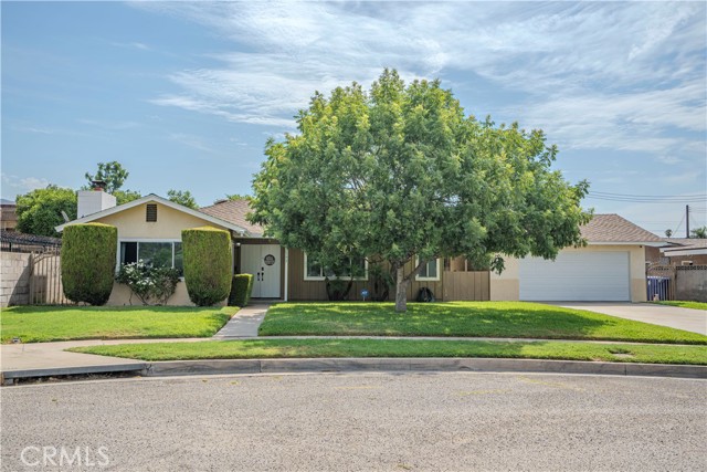 Detail Gallery Image 1 of 1 For 2593 Garden Dr, San Bernardino,  CA 92404 - 3 Beds | 2 Baths