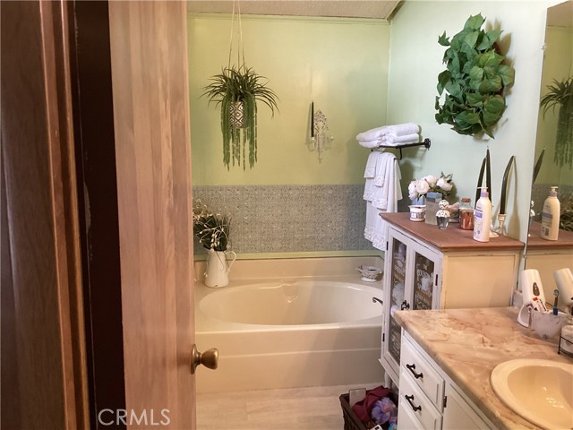 4133 W Wilson Street, Banning CA: https://media.crmls.org/medias/79287a63-ba54-4e49-891e-b80efc38407a.jpg