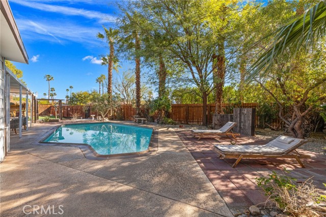 2200 N Carillo Road, Palm Springs CA: https://media.crmls.org/medias/7929c542-5a0a-41cb-94d1-122152e2fd20.jpg