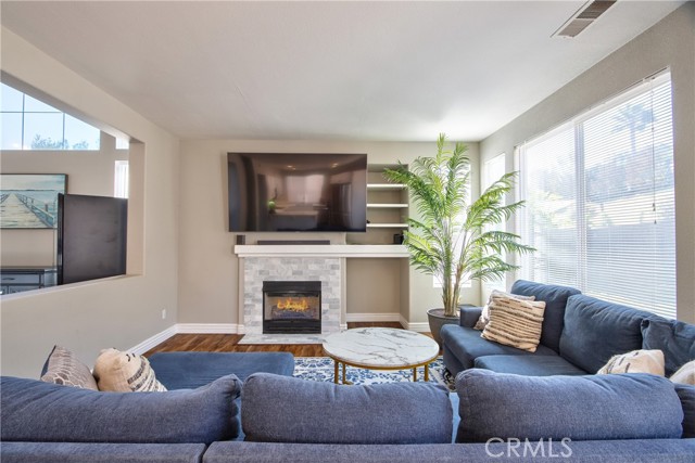 29708 Gracilior Drive, Escondido CA: https://media.crmls.org/medias/7929c969-c6c8-4ce0-a58e-0738fee93a8a.jpg