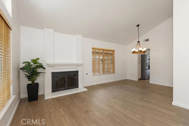 Detail Gallery Image 5 of 34 For 23739 Hazelwood Dr, Moreno Valley,  CA 92557 - 4 Beds | 3 Baths