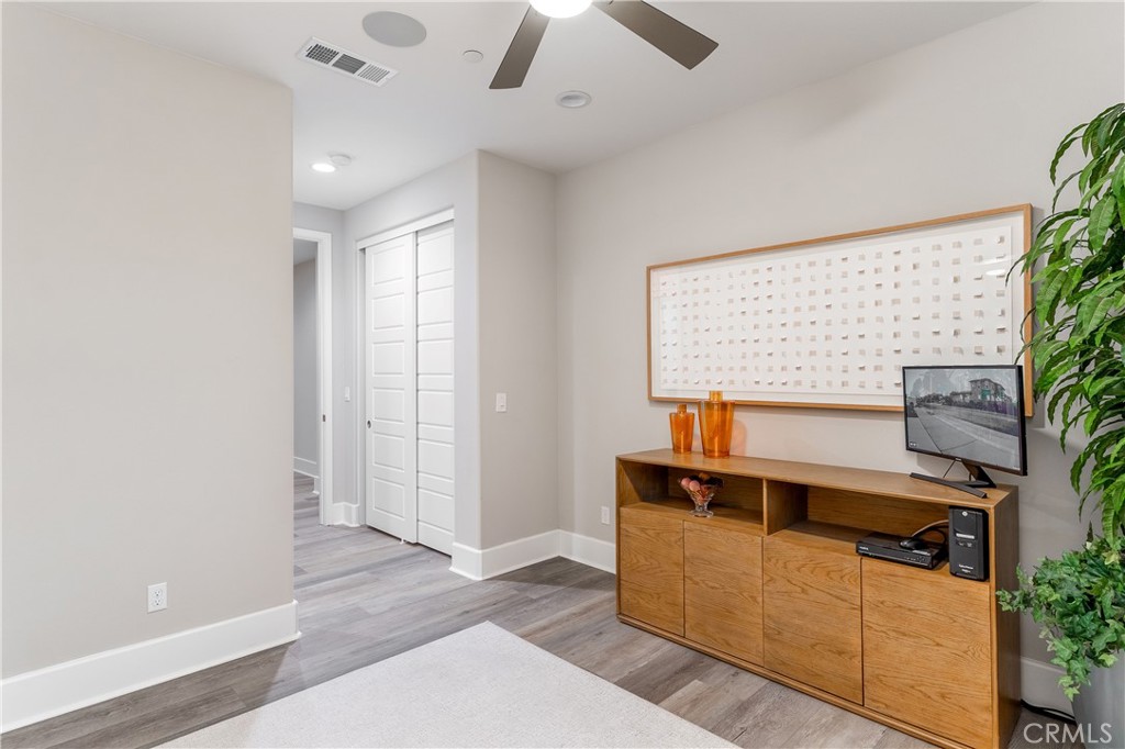 MLS #IV25257549 image #11